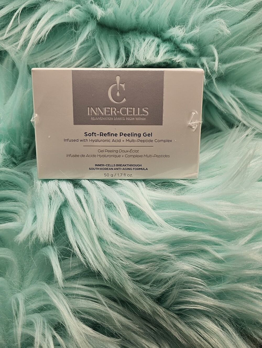 Soft-Refine Peeling Gel — Cream/Gold